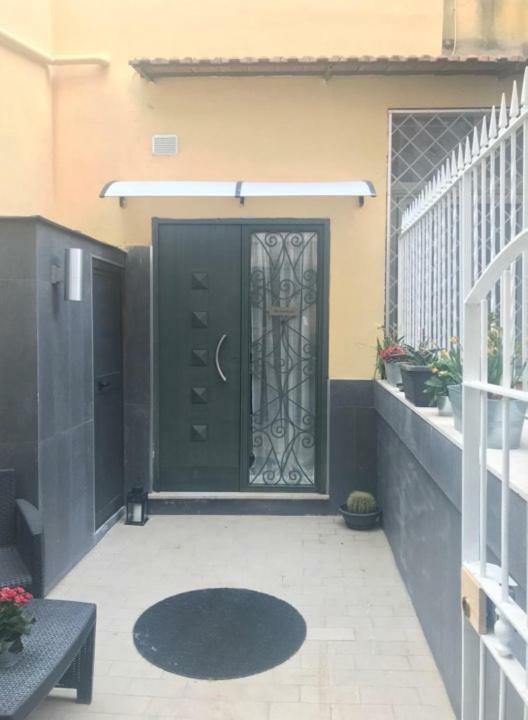 Posidonia Apartment Pozzuoli Bagian luar foto